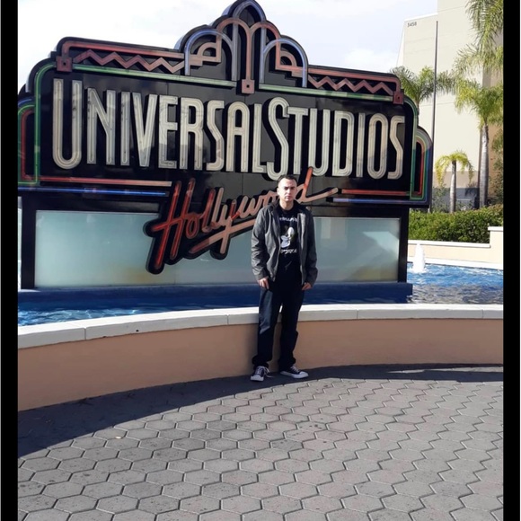 Meet your Posher, IanCarlo - Picture 8 of 16